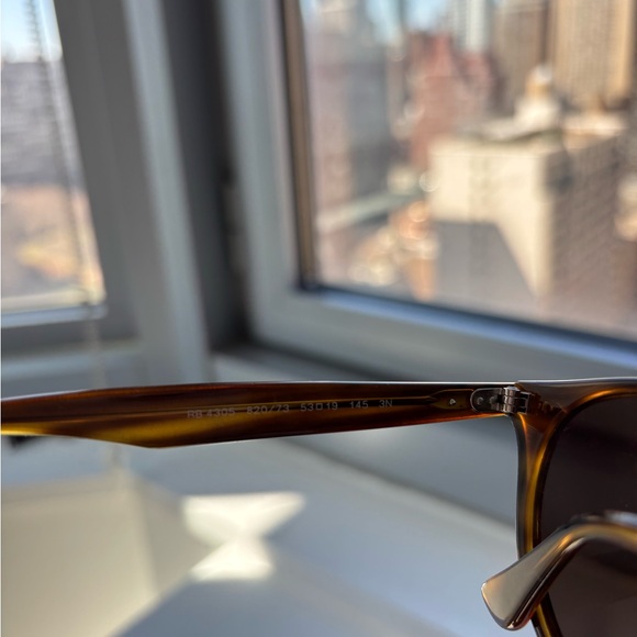 Ray-Ban Tortoise Shell Sunglasses - Picture 4 of 6